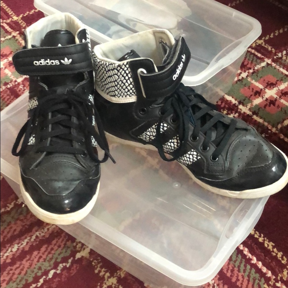 Adidas shoes 👟